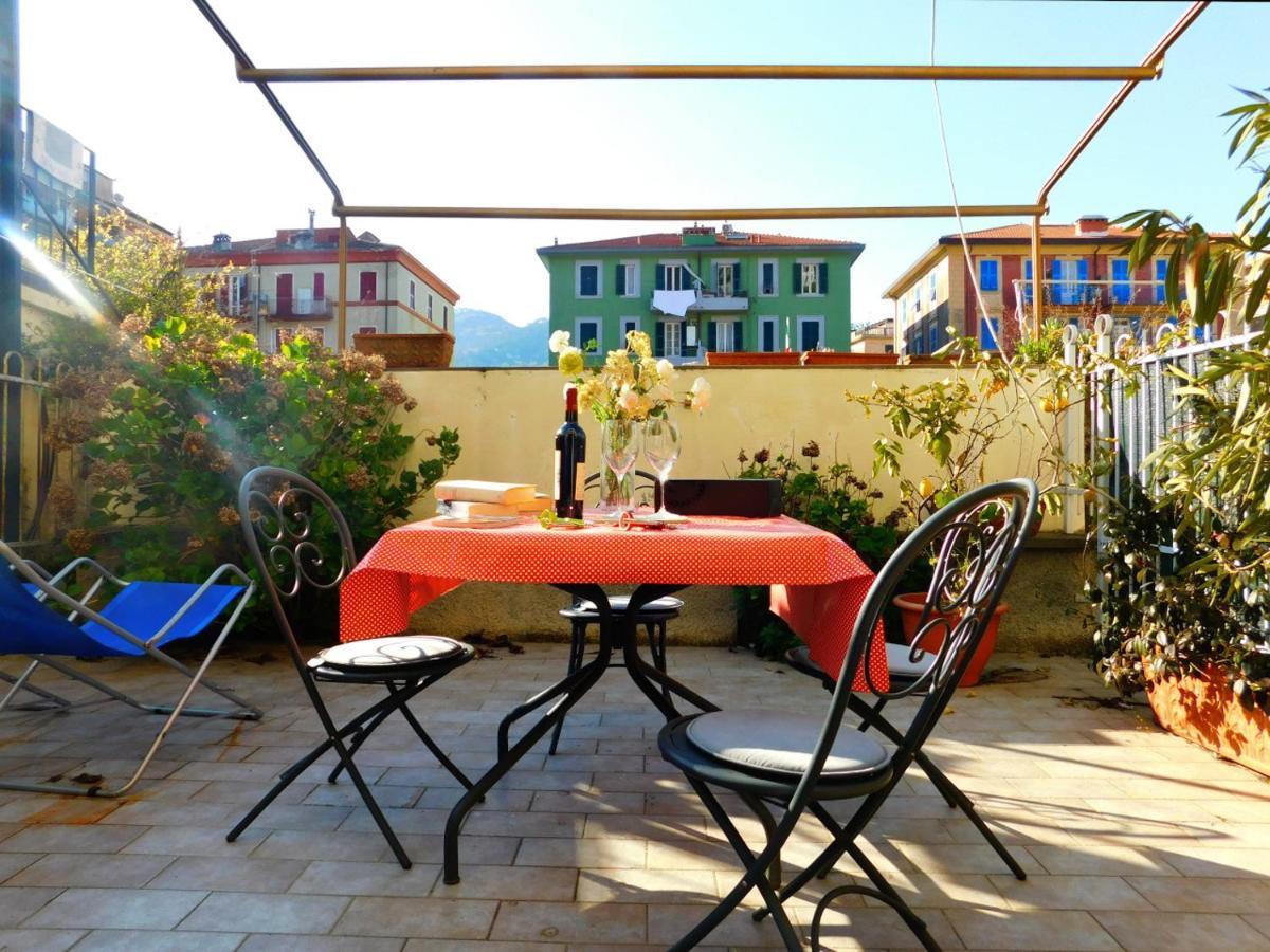 Bilocale Con Terrazza, Леванто Екстер'єр фото
