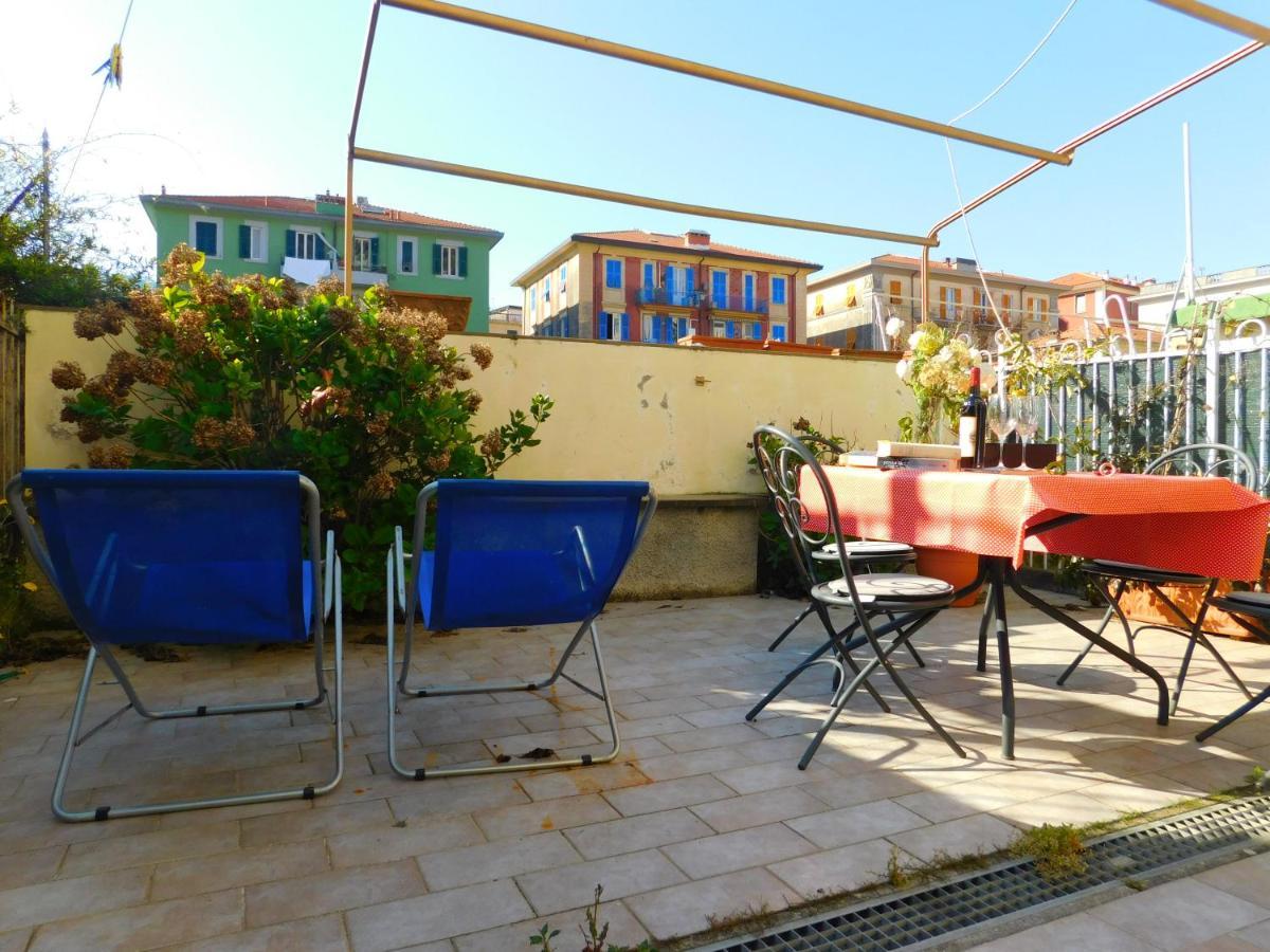 Bilocale Con Terrazza, Леванто Екстер'єр фото