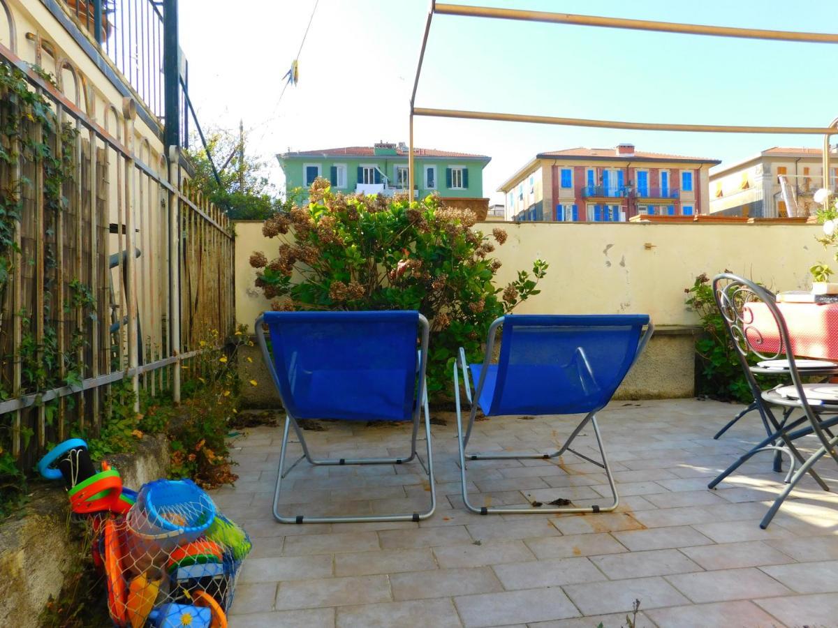 Bilocale Con Terrazza, Леванто Екстер'єр фото